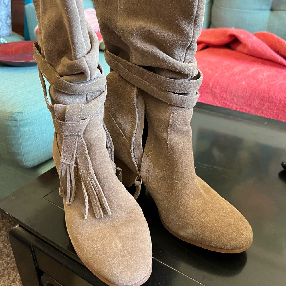 Tahari Taupe Suede Boots with Tassels
